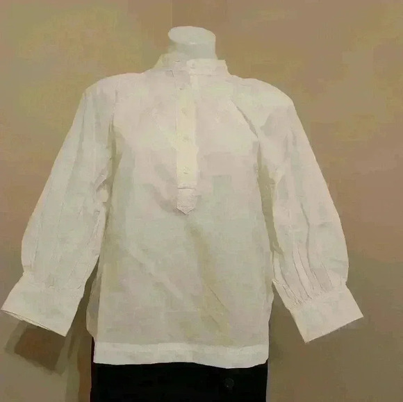 Banana republic white fahsion top - Picture 1 of 3